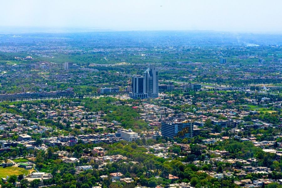 Everything You Need for a Safe and Fun Family Road Trip in Pakistan